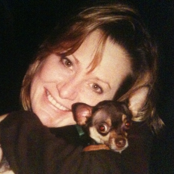 Meet your Posher, Jennifer - Picture 1 of 1